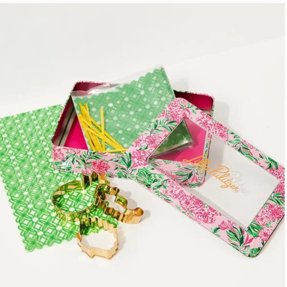 NWT Lilly Pulitzer Koala La La Cookie Exchange Kit Tin Cookie Cutters